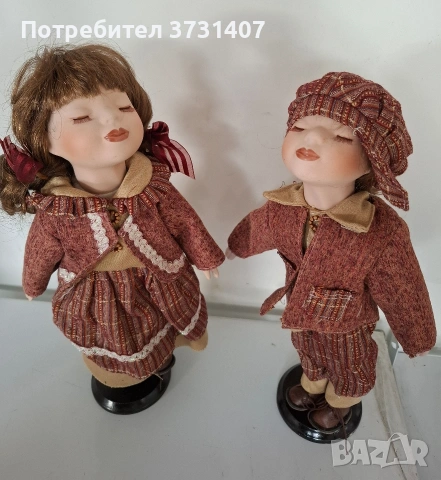 Красиви порцеланови кукли със стойки 40см, снимка 4 - Колекции - 53838614