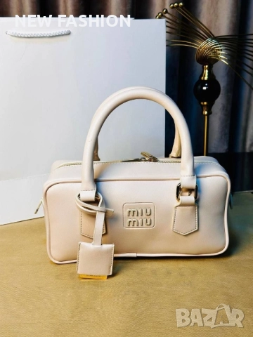 Дамски Чанти ✨ PRADA , снимка 2 - Чанти - 51963909