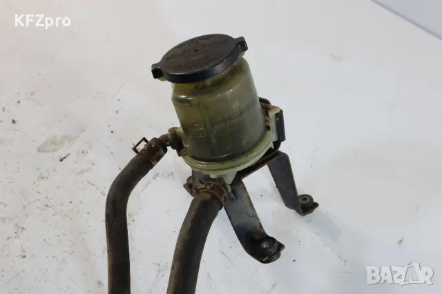 Хидравлична помпа с казанче Land Cruiser, снимка 4 - Части - 49358414