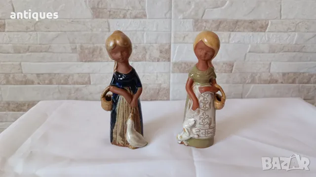 Две керамични японски фигури - Жени 