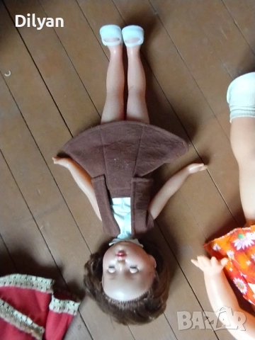 Стари кукли