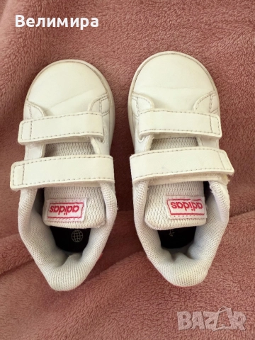 Детски маратонки Адидас, 21 номер, снимка 7 - Детски маратонки - 52080974