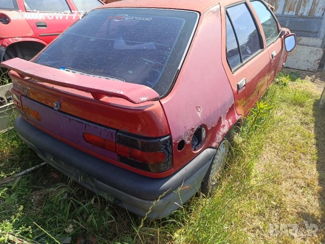 Renault 19 1.8 Бензин за части , снимка 2 - Автомобили и джипове - 50503296