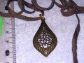 КРАСИВ ВИНТИДЖ - АРТ АЖУРЕН МЕДАЛЬОН МЕСИНГ с ШНУРЧЕ от ВЕЛУР 21461, снимка 4