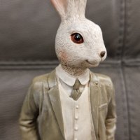 Великденски заек– джентълмен, 25см Италия., снимка 2 - Статуетки - 39448140