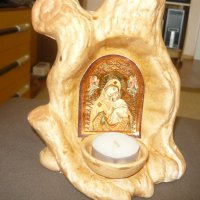 Керамична поставка с икона на Богородица, снимка 1 - Подаръци за жени - 34513885