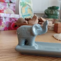 керамичен сувенир със слонче от Индия, за ароматни пръчици, снимка 1 - Декорация за дома - 40764614