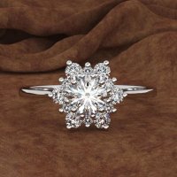 Красив посребрен пръстен с циркони, снимка 3 - Пръстени - 42330659