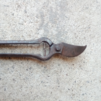 Стара лозарска ножица, снимка 2 - Антикварни и старинни предмети - 36255640