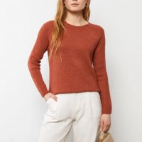 Дамски пуловер Уайкики, снимка 1 - Блузи с дълъг ръкав и пуловери - 39625261
