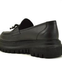Модерни дамски уолфъри в черен цвят изработени изцяло от естествена кожа , снимка 4 - Дамски ежедневни обувки - 42259252