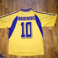 Футболна тениска на Швеция №10 Златан Ибрахимович размер реален С/М, снимка 8 - Футбол - 41781454