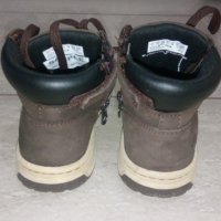 Обувки Timberland, снимка 2 - Детски боти и ботуши - 34471502