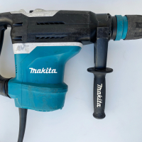 Комбиниран перфоратор Makita HR4013C 1100W 8.0J, снимка 2 - Други инструменти - 36313575