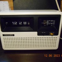 Philips 7250 Radio Flip  Alarm Clock vintage 76', снимка 1 - Други - 41168074