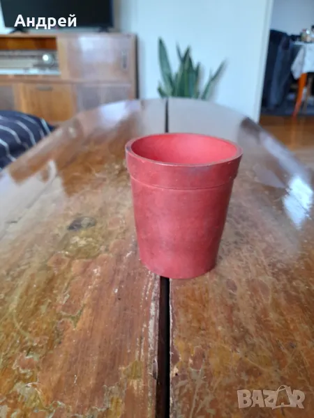 Стара Гумена чаша за зарове BBB, снимка 1