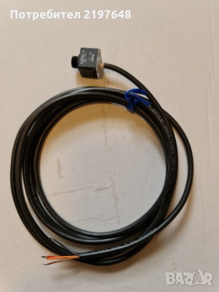 Вакуумно реле p-n-p NO, снимка 1