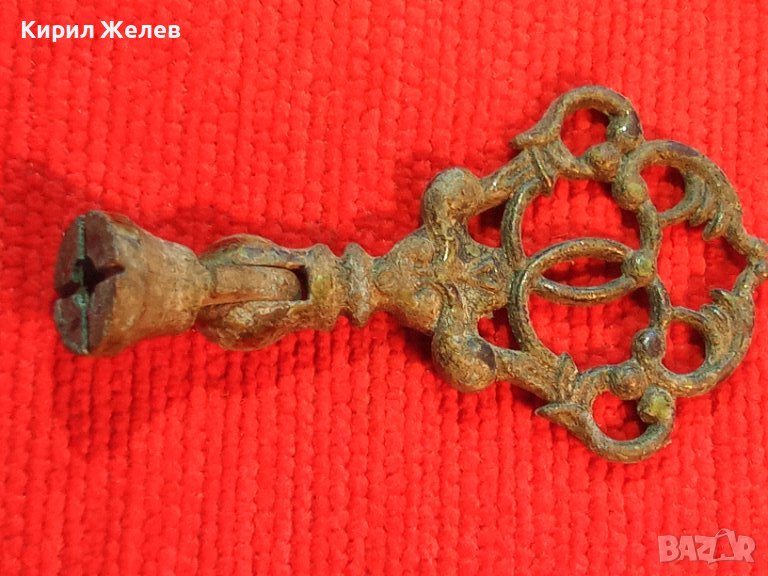 СТАРИННА МЕТАЛНА ДРЪЖКА за СКРИН ЧЕКМЕДЖЕ ШКАФЧЕ БЮФЕТ АВТЕНТИЧЕН ВИД с ПАТИНА АНТИКВАРНА ВЕЩ 1011, снимка 1