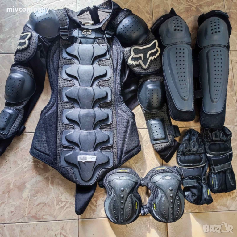 Мото екипировка размер L, снимка 1