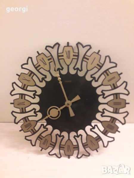 Немски метален стенен кварцов часовник , снимка 1