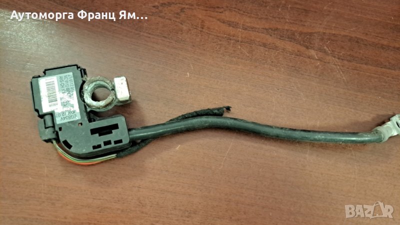 61129142812 61126986795 МИНУСОВА КЛЕМА ЗА АКУМУЛАТОР BMW, снимка 1