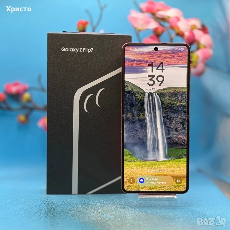 ГАРАНЦИОНЕН!!! Samsung Galaxy Z Flip7, 12GB RAM, 512GB, 5G, Coralred , снимка 1