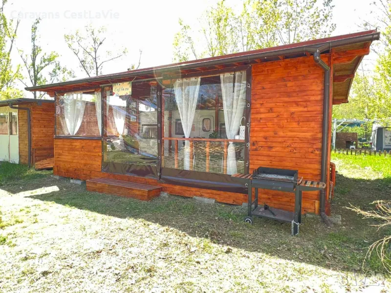 Каравана C'est La Vie 1, снимка 1