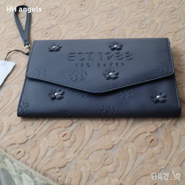 Ted Baker чисто нов клъч с флорални елементи, снимка 1