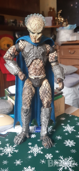 Фигура на Predator (Хищник)със синьо наметало-45 лв, снимка 1