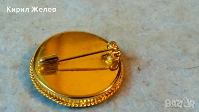 Стара ПОЗЛАТЕНА ФЛОРАЛНА РЕТРО АРТ БРОШКА РЪЧНО ИНКРУСТИРАНИ КЪСЧЕТА ВЕНЕЦИАНСКО СТЪКЛО МУРАНО 34561, снимка 4 - Антикварни и старинни предмети - 39072329