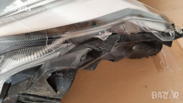 Toyota Yaris IV Foll LED - ляв фар, снимка 9 - Части - 41242144