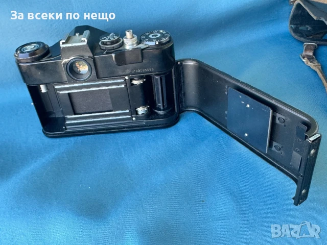 Фотоапарат Zenit EM , снимка 10 - Фотоапарати - 50878949