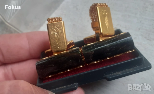 Бутонели ръкавели от олимпиадата в Москва - позлата, снимка 2 - Антикварни и старинни предмети - 53329697