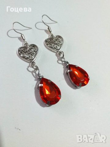 Прелестни обеци в рубинено червено с орнаментирани сърца в цвят сребро , снимка 7 - Обеци - 41100149