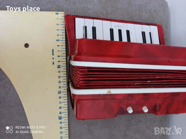 Малък детски акордеон, соц акордеон , снимка 5 - Антикварни и старинни предмети - 53482555