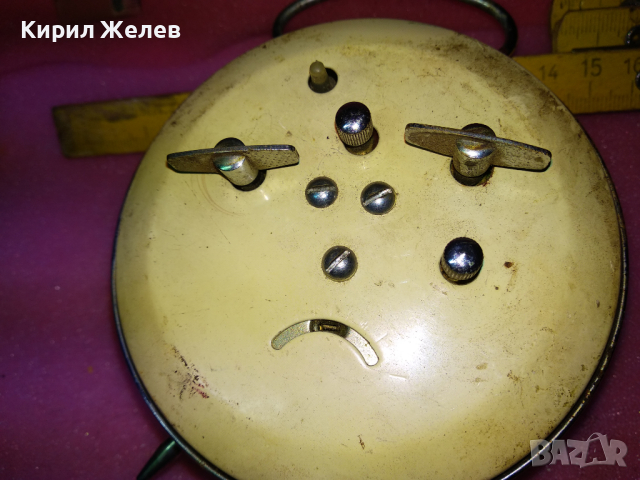 Стар РЯДЪК РЕТРО КОЛЕКЦИОНЕРСКИ МЕХАНИЧЕН БУДИЛНИК КИТАЙ РАНЕН СОЦ ФУНКЦИОНИРАЩ 40770, снимка 9 - Антикварни и старинни предмети - 44549203