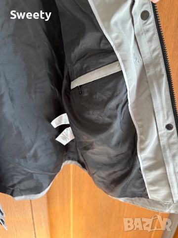 Calvin Klein оригинално двойно непромокаемо яке , снимка 10 - Якета - 52321772