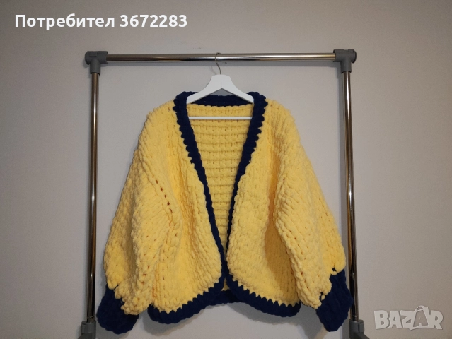 Ръчно плетена жилетка с дълъг ръкав и кант, снимка 3 - Жилетки - 52344552