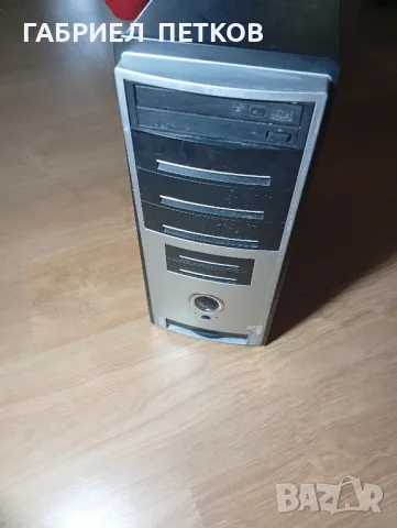 компютърна кутия запазена , снимка 2 - Захранвания и кутии - 49977971