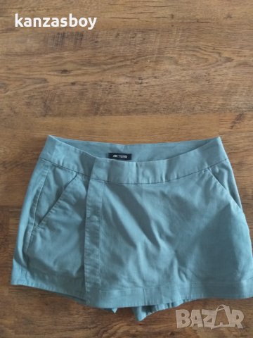 Arcteryx Skort Norway - страхотни дамски панталони КАТО НОВИ, снимка 3 - Къси панталони и бермуди - 41612586
