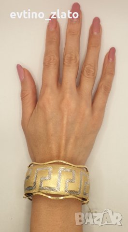 Златни твърди гривни  14К - , снимка 5 - Гривни - 40462722