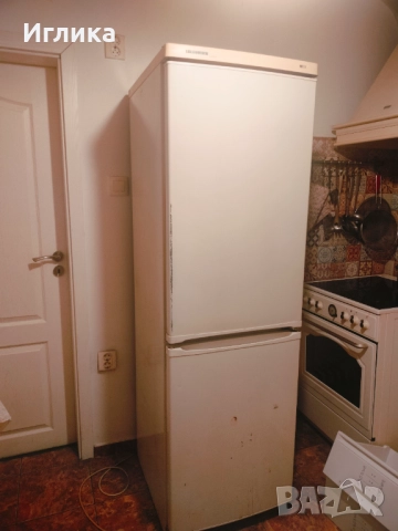 Продавам хладилник Liebherr 