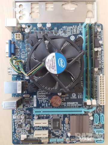 Дънна платка Gigabyte GA-H61M-DS2 с Intel Core i3-3220 и 8GB DDR3, снимка 2 - Дънни платки - 51235707