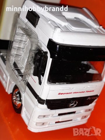 Mercedes-Benz Actros.1.43 Scale.Repsol Honda Team.Dani Pedrosa🇪🇸 2., снимка 4 - Колекции - 42637003