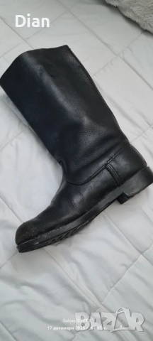 Продавам коледарски ботуши номер 43, снимка 2 - Мъжки ботуши - 52618001