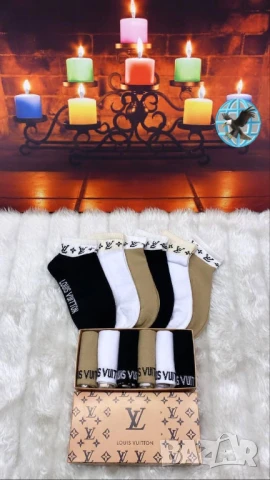 чорапи в кутия louis vuitton versace karl legenfeld guess gucci, снимка 2 - Дамски чорапи - 51427894