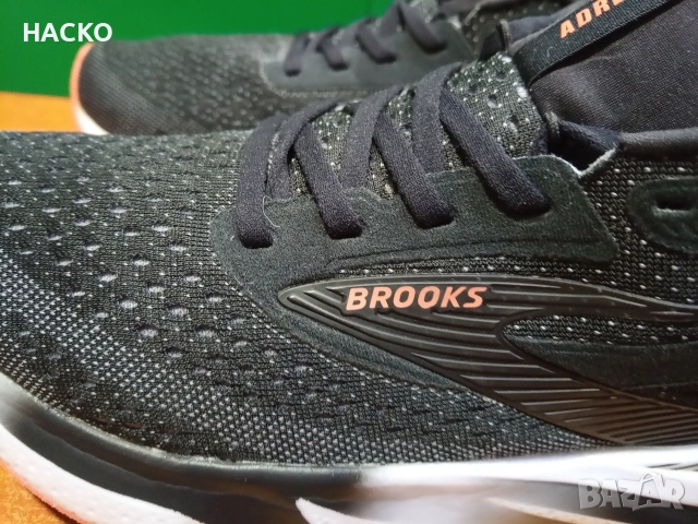 Маратонки Brooks Adrenaline GTS 24 Номер 44.5 Стелка 28.5 см. 100% Оригинални Внос от Англия, снимка 4 - Маратонки - 53785878