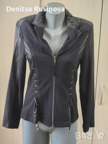 Дамски спортно-елегантен костюм TUZZI 40, снимка 5 - Костюми - 48546101