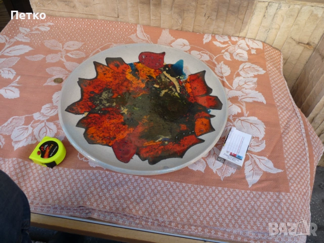 Голяма масивна рисувана чиния 42 см  1989 г, снимка 2 - Антикварни и старинни предмети - 53131954