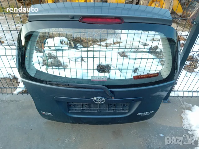 Пета врата багажник Toyota corolla verso 1 3zz 2001-2003